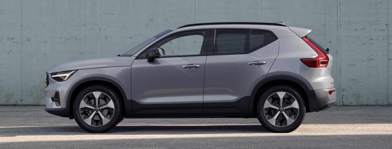 Volvo XC40 Plus
