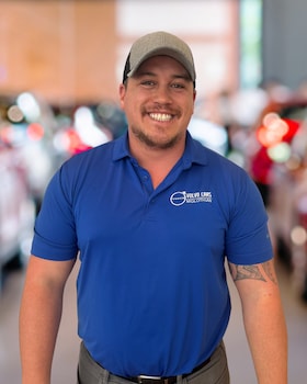 Staff member Kona Kamae from b8edb7c37228