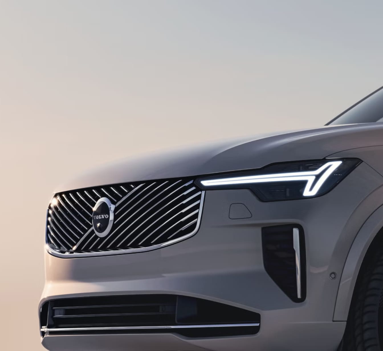 Volvo XC90 vs. Lexus RX 350 Warranty Coverage