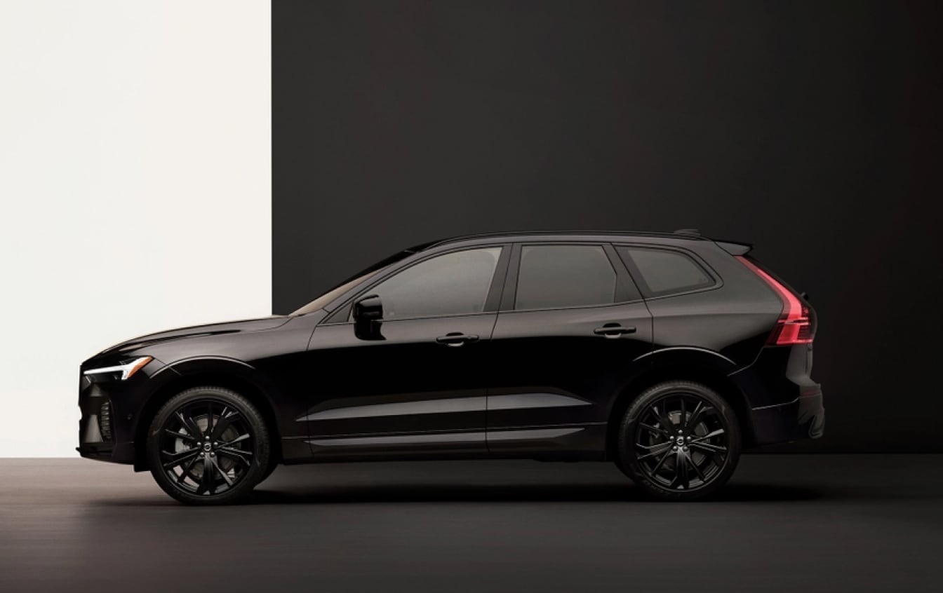 Volvo XC60 - gorgeous 455 horsepower two-row model SUV