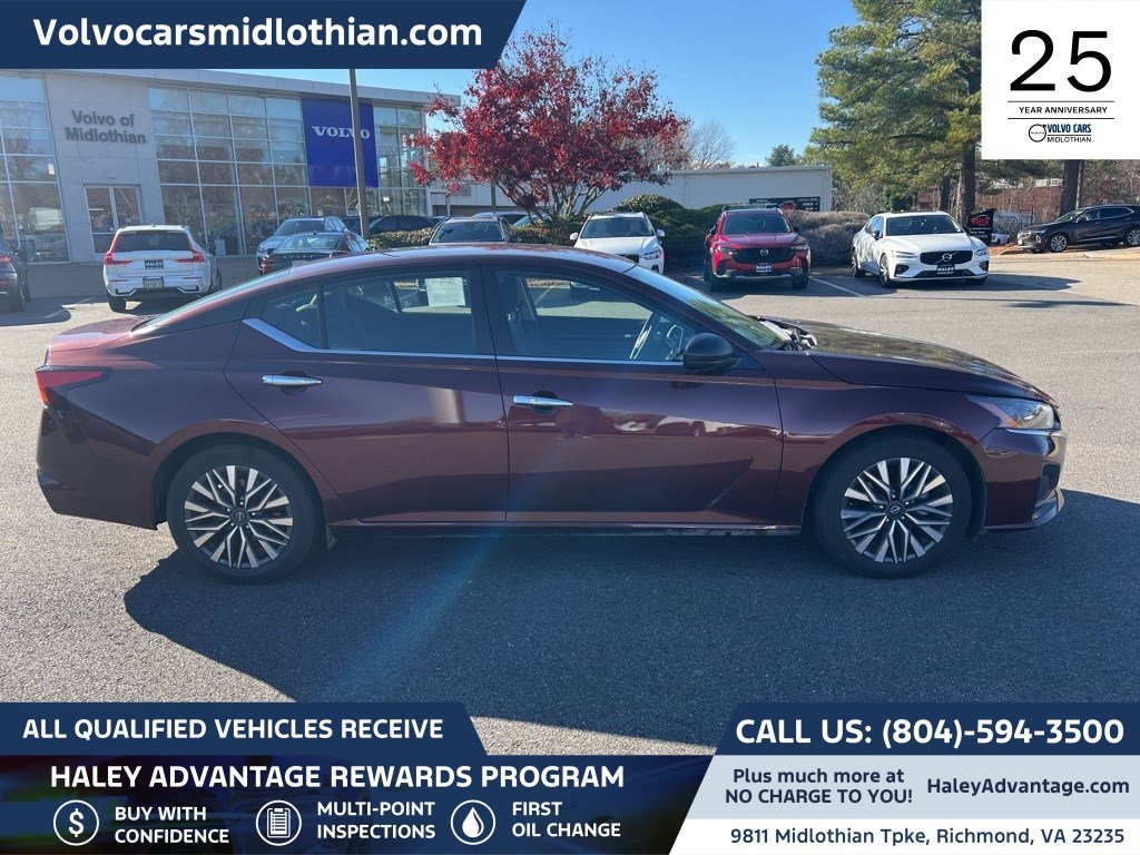 Used 2024 Nissan Altima 2.5 SV Sedan