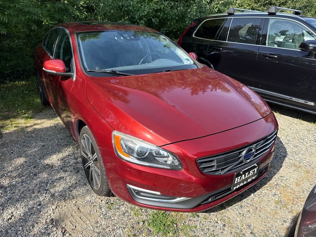 Used 2015 Volvo S60 T5 Platinum Sedan