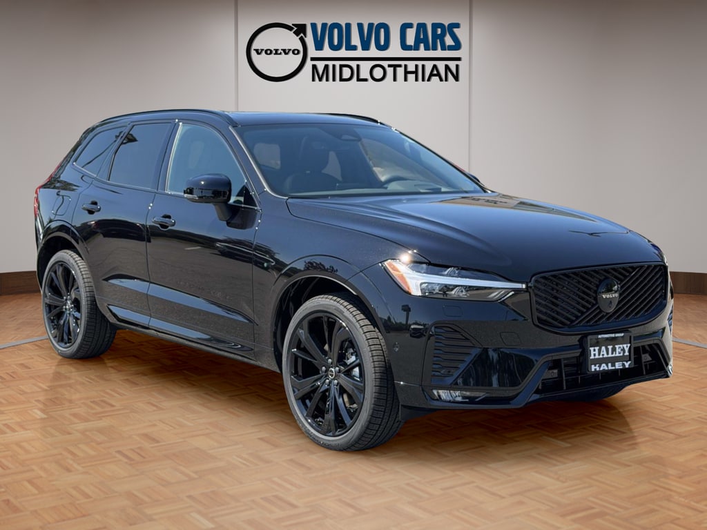 2026 Volvo XC60 B5 Ultra Black Edition Theme AWD's photo