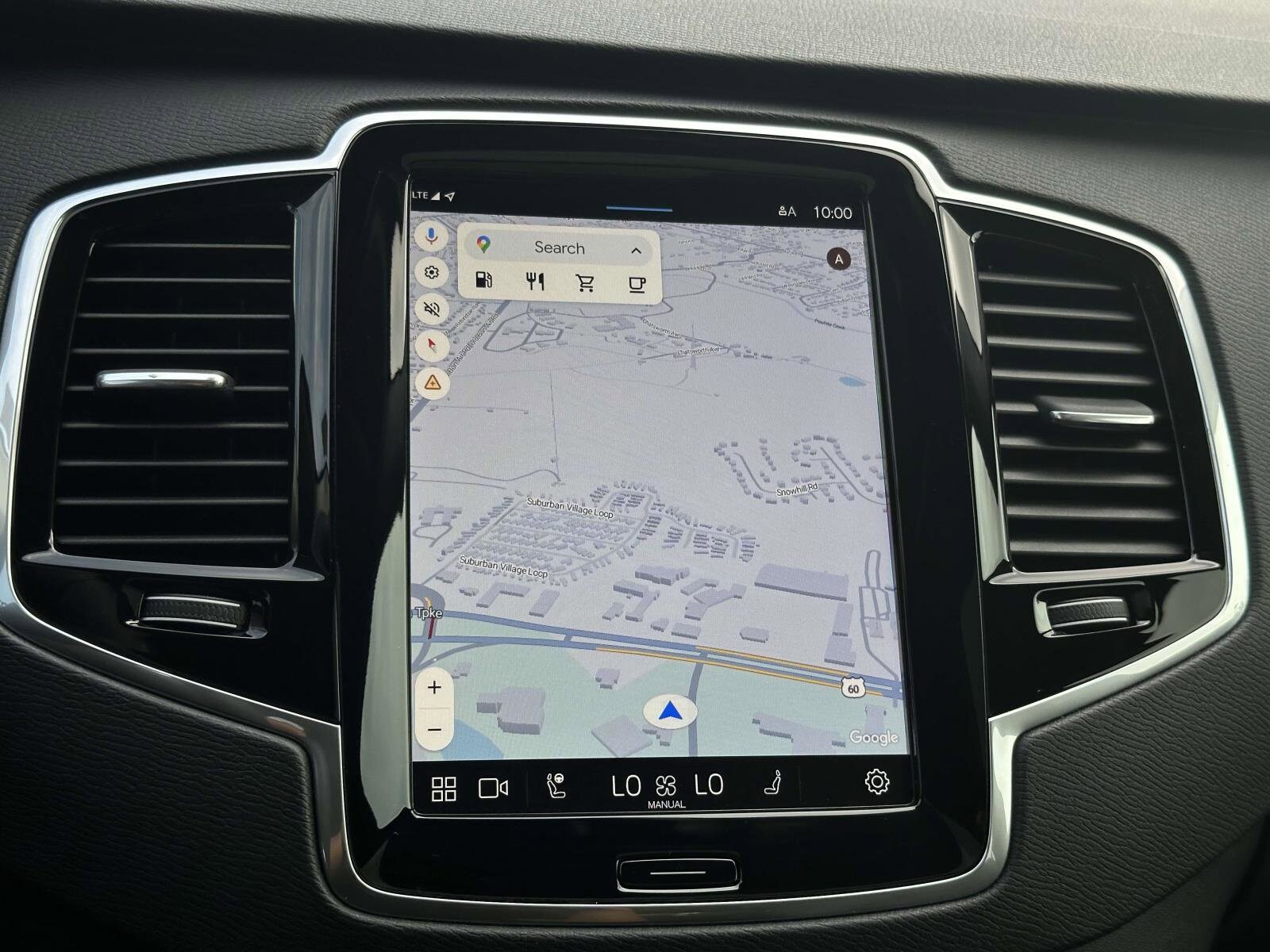 2024 Volvo XC90 B5 AWD Plus photo 3