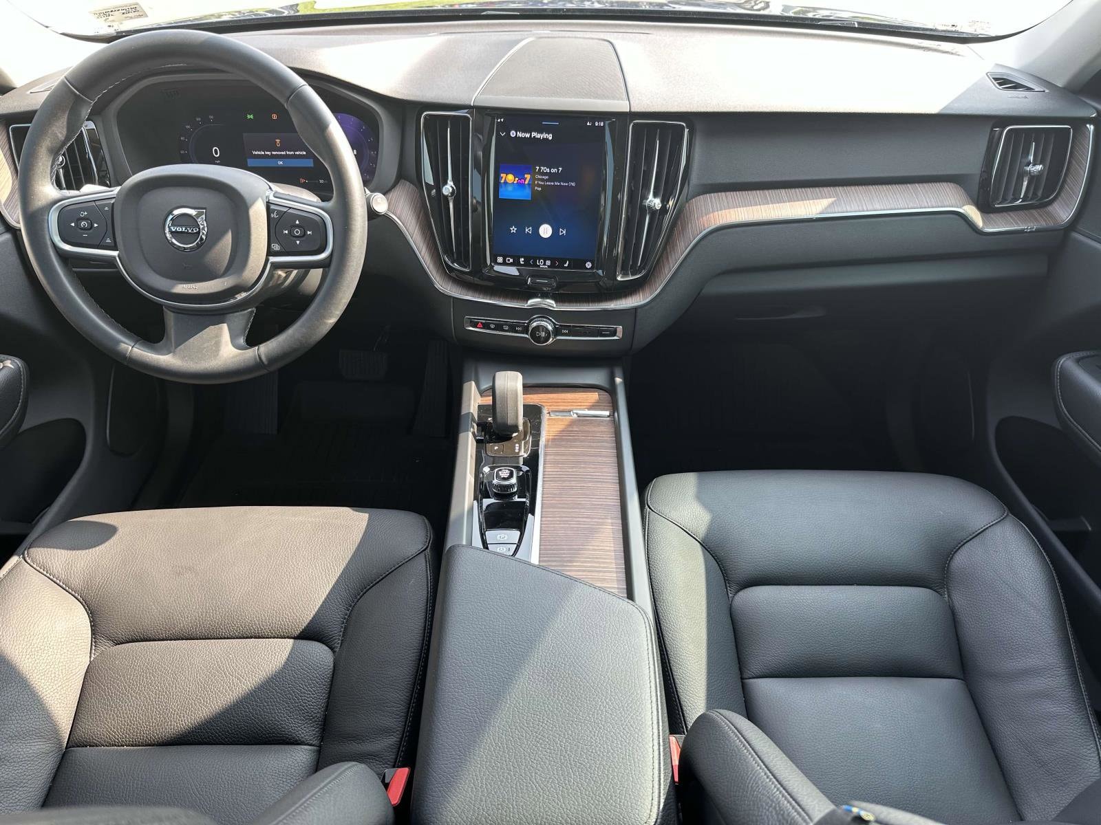 Used 2022 Volvo XC60 Momentum with VIN YV4L12RKXN1079332 for sale in Midlothian, VA