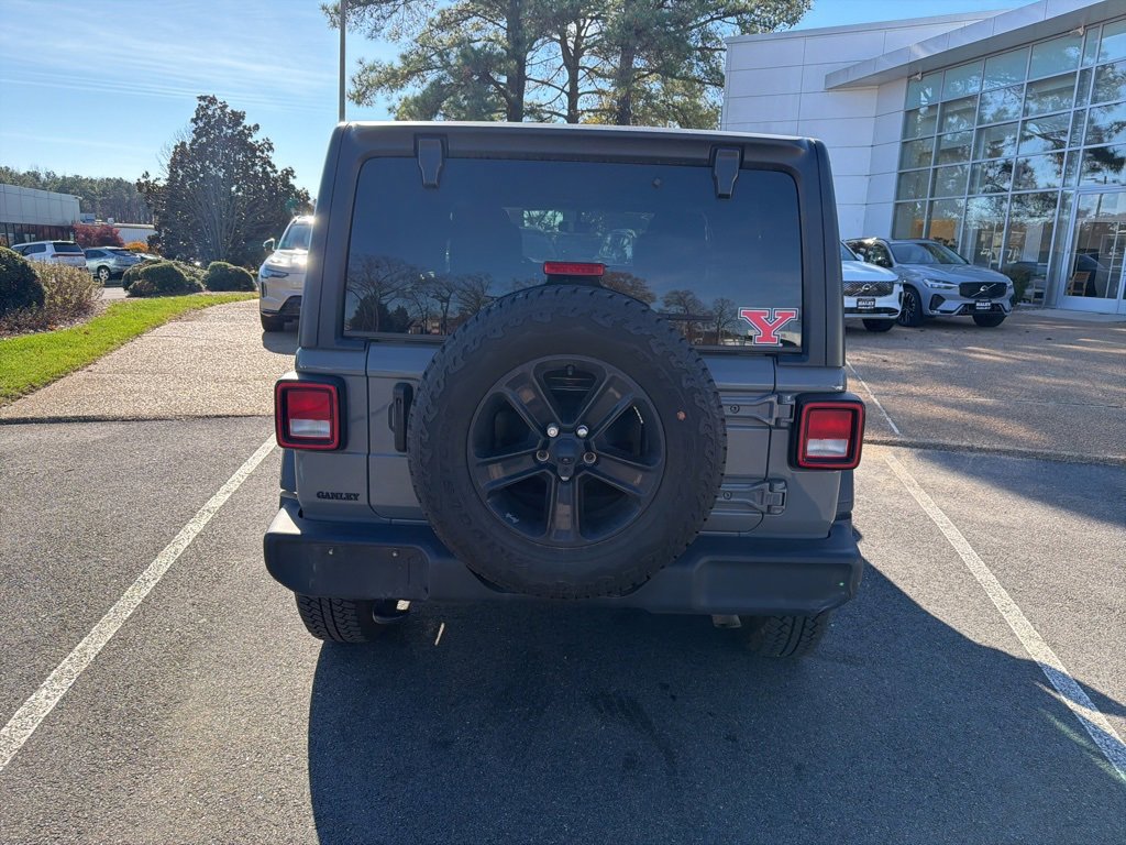 2022 Jeep Wrangler Unlimited Sport Altitude photo 3