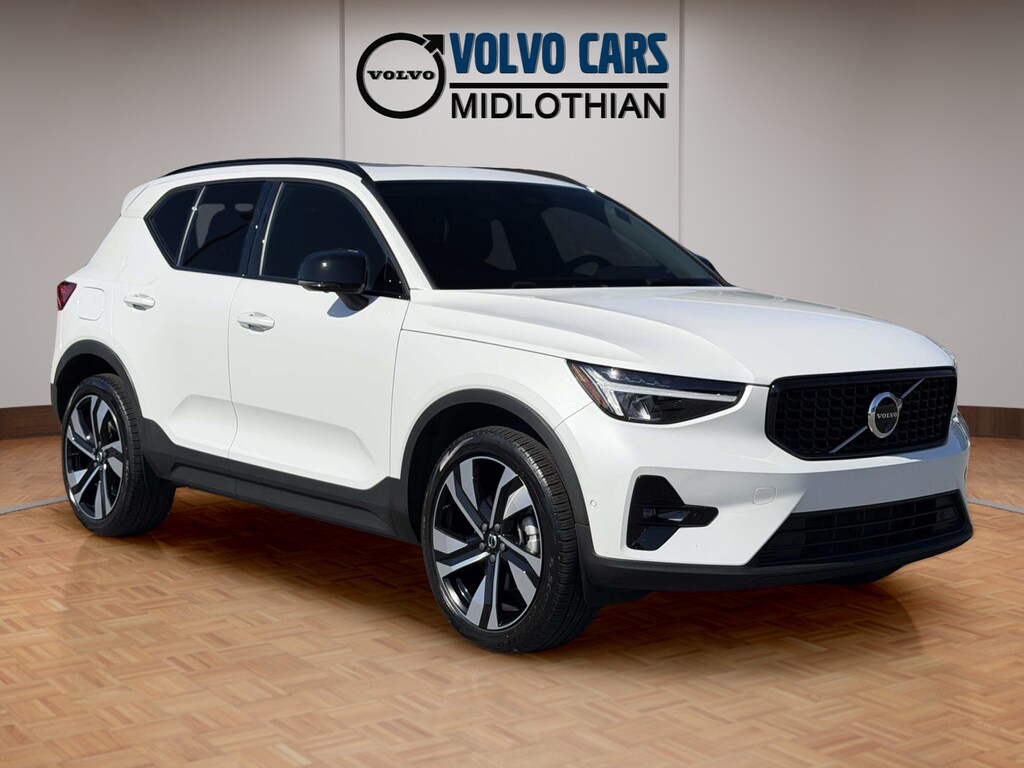 2024 Volvo XC40