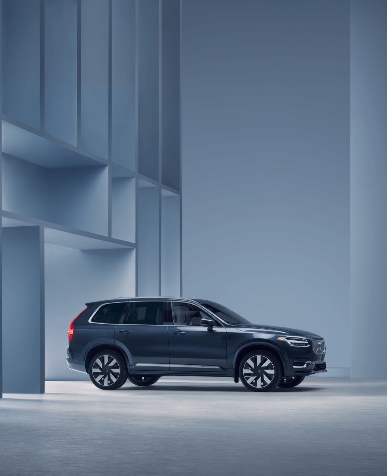 Volvo XC90 Vs. Lexus RX 350 Luxury SUV Comparison