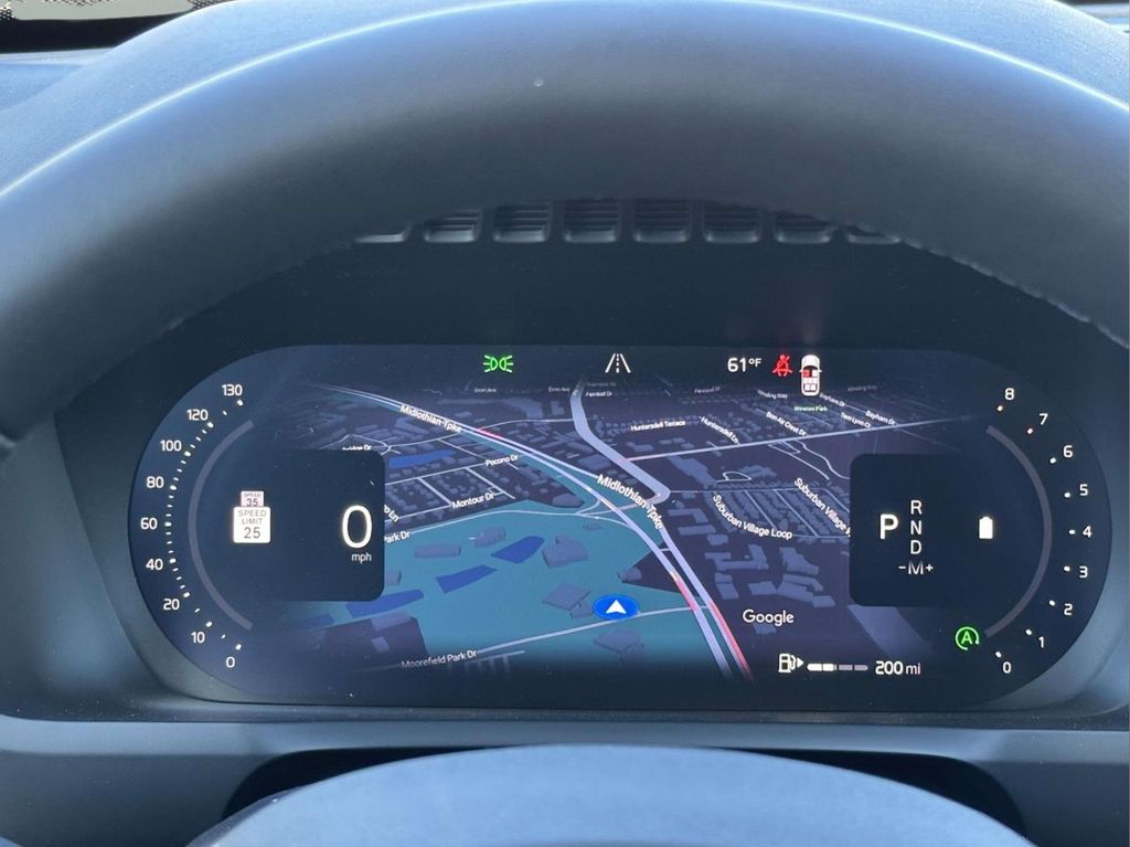 2026 Volvo XC90 Plus - Photo 10