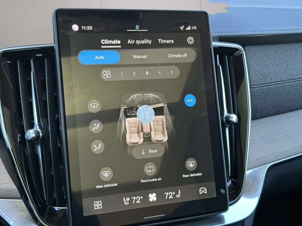 2026 Volvo XC90 Plus - Photo 23