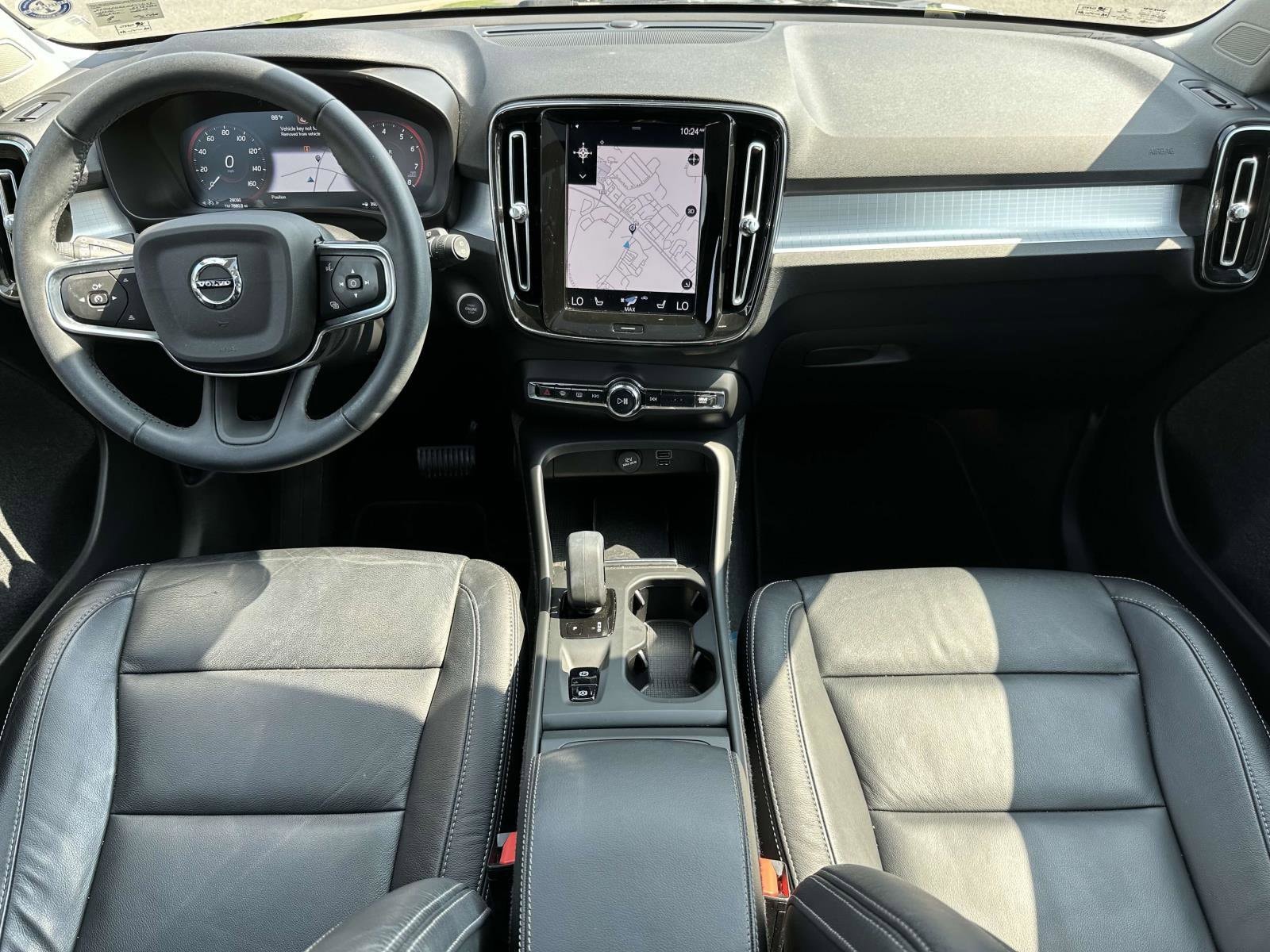 Used 2022 Volvo XC40 Momentum with VIN YV4162UK6N2772148 for sale in Midlothian, VA