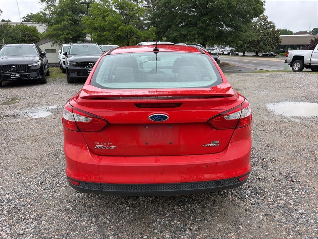 Used 2014 Ford Focus SE Sedan