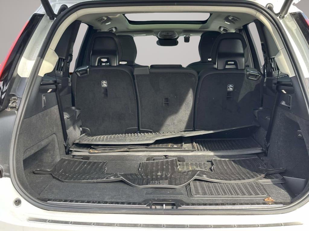 2025 Volvo XC90 Plus - Photo 13