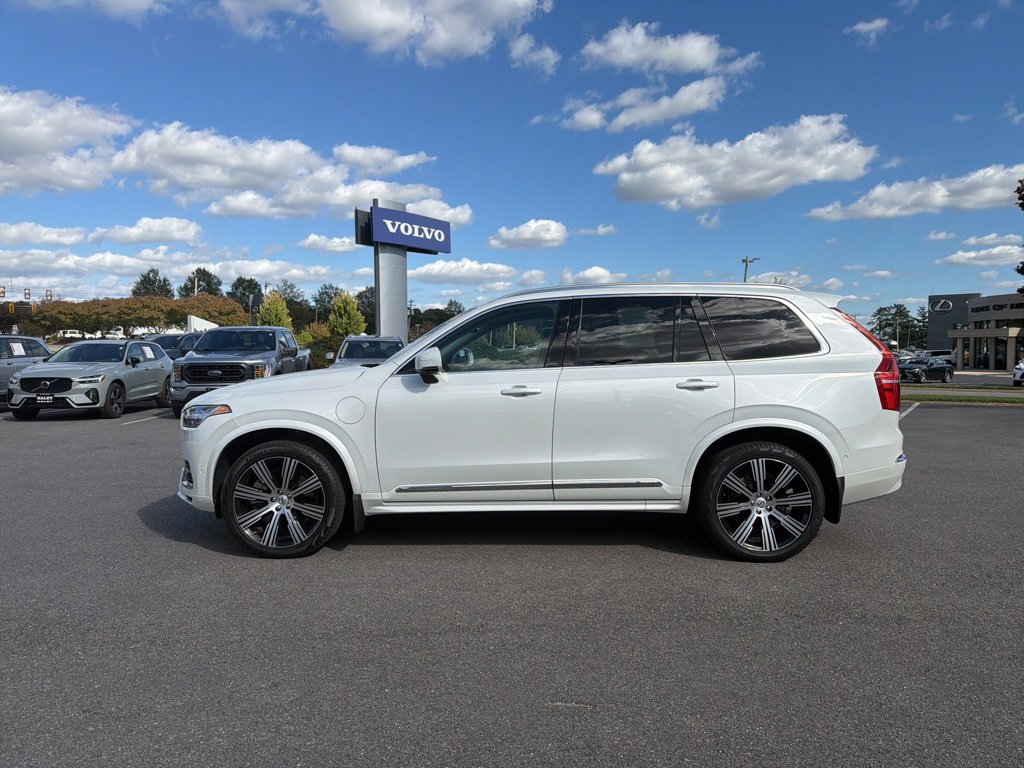 2024 Volvo XC90 Recharge T8 Plus photo 2