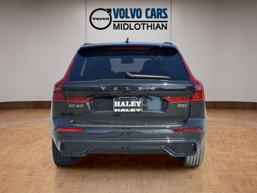 2026 Volvo XC60 Plus - Photo 21