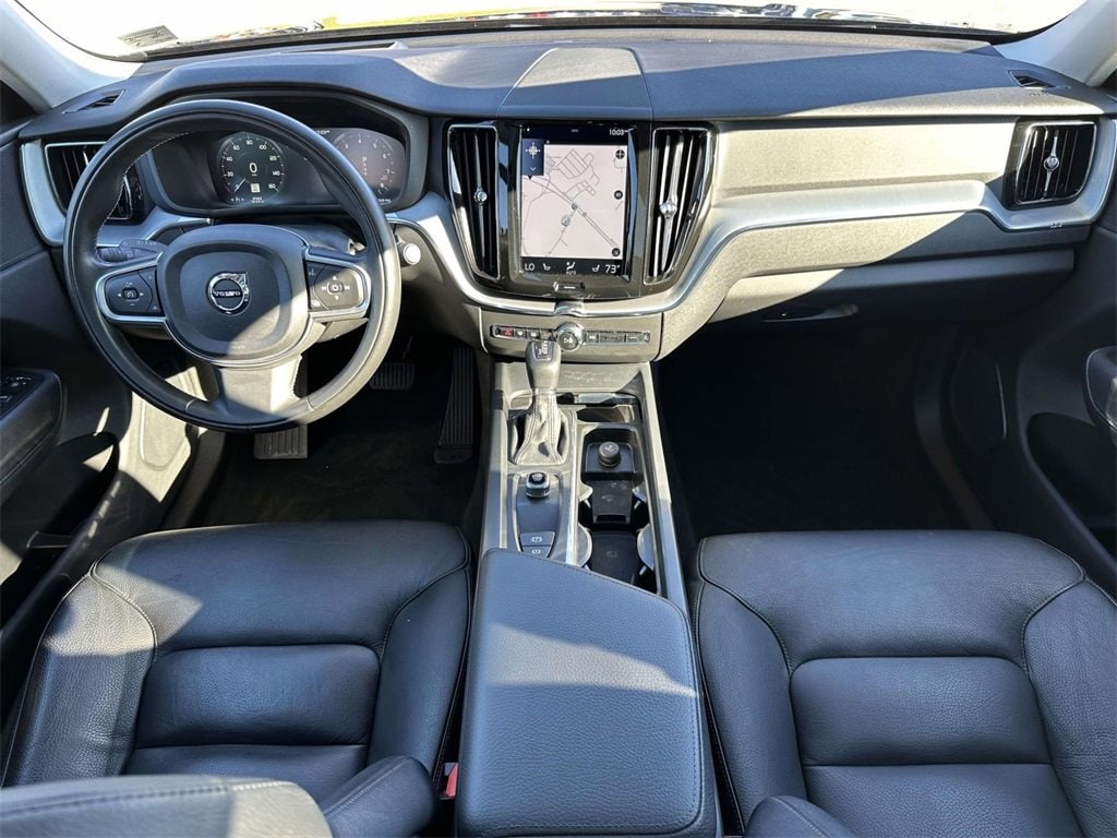Used 2018 Volvo XC60 T6 Momentum SUV