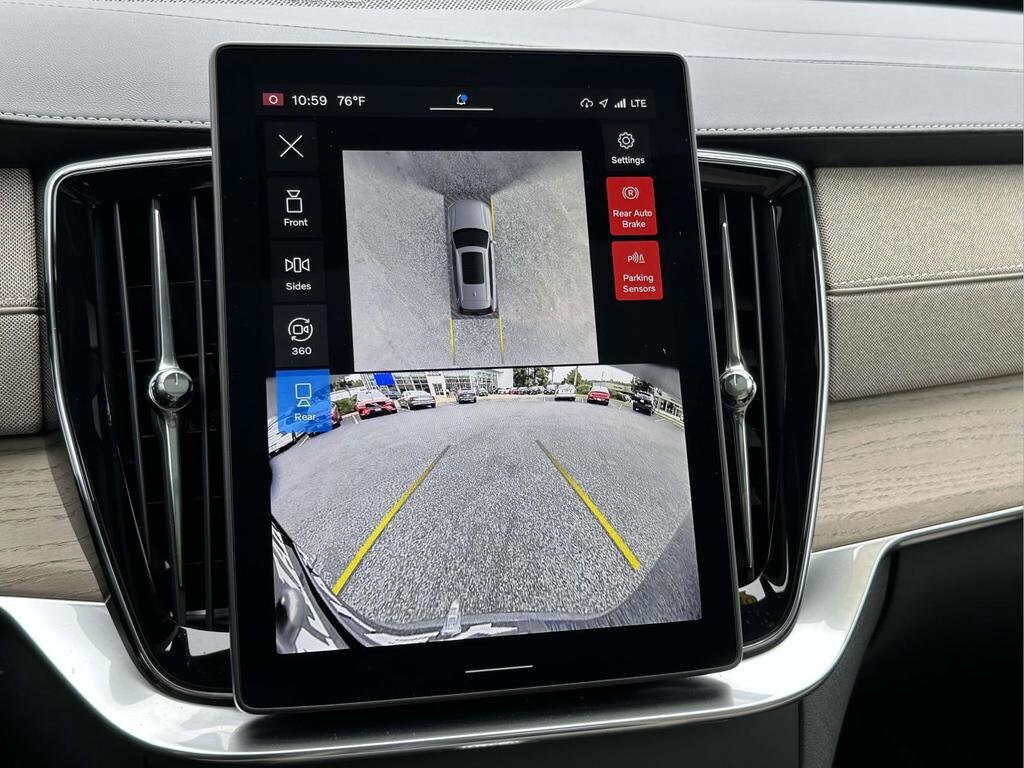 New 2025 Volvo XC90 plug-in hybrid T8 (2025.5) Plus 6-Seater SUV