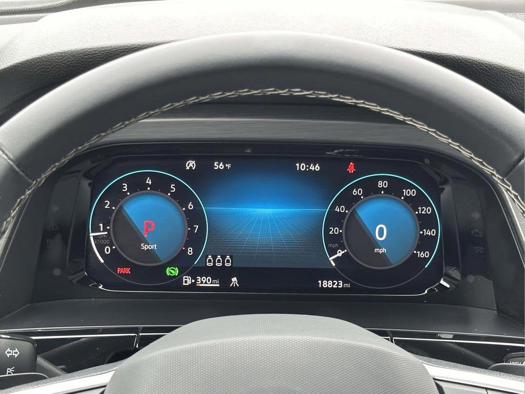 Used 2025 Volkswagen Atlas Cross Sport 2.0T SE w/Technology SUV