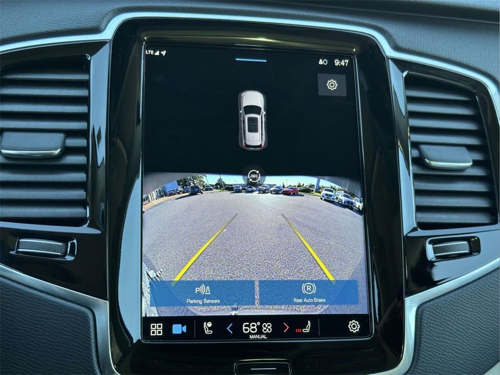 2023 Volvo XC90 Plus photo 3