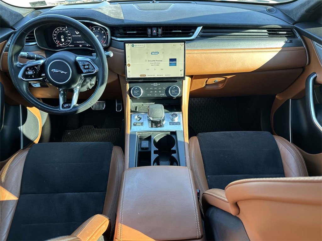 2021 Jaguar F-PACE SVR photo 2