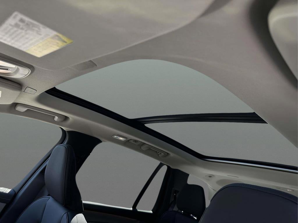 2026 Volvo XC90 Plus - Photo 22