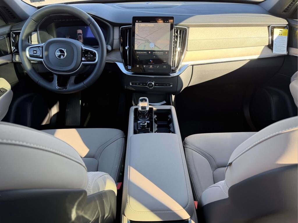 New 2026 Volvo XC90 B6 Plus 7-Seater SUV