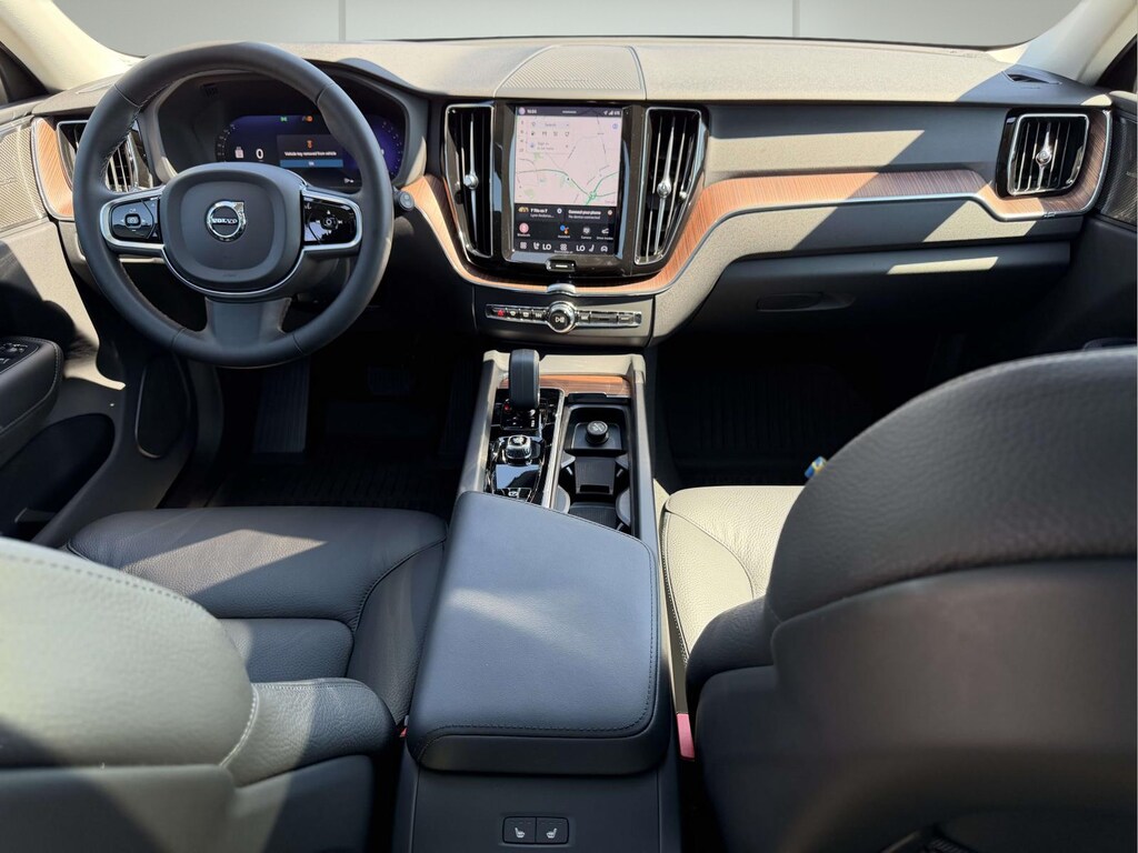 Used 2024 Volvo XC60 B5 Plus Dark Theme
