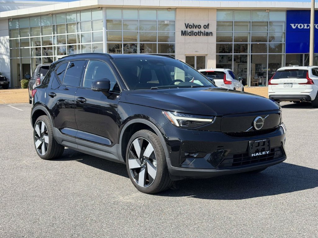  Volvo XC40 Recharge Pure Electric