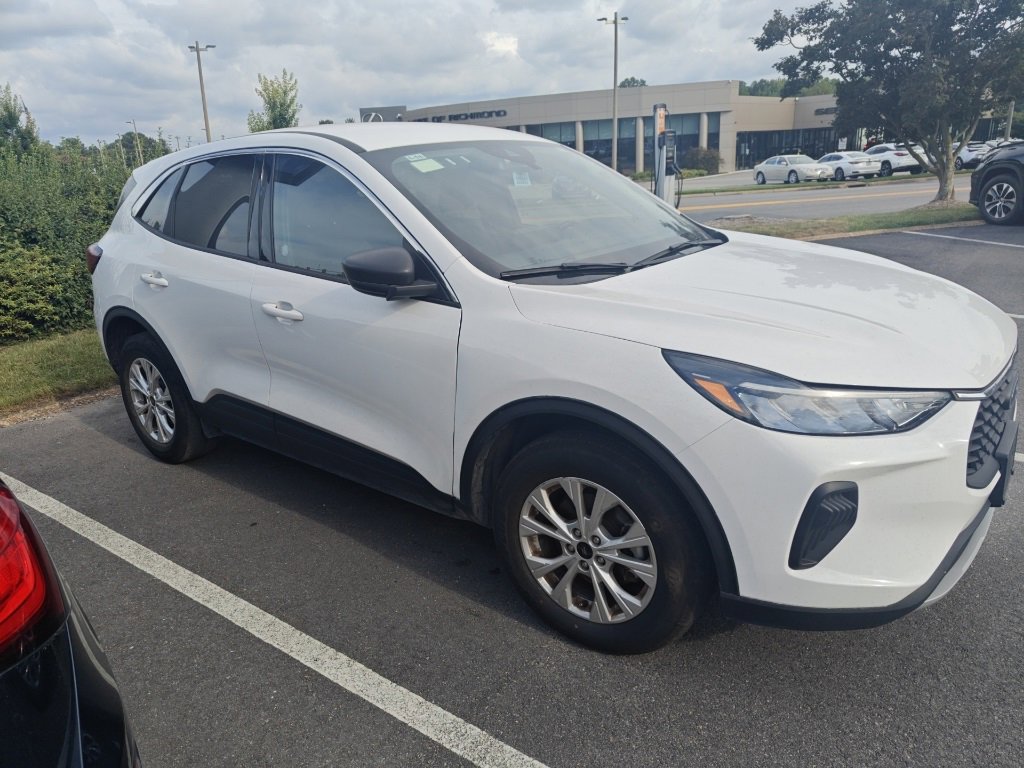 2023 Ford Escape Active photo 2