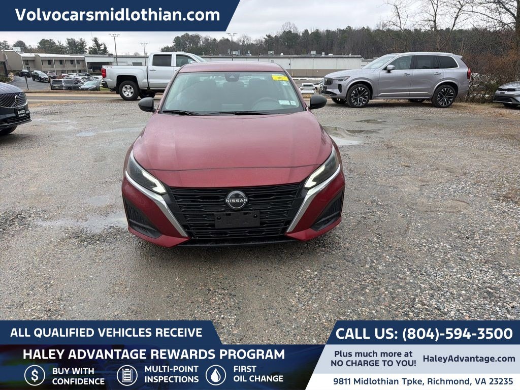 Used 2024 Nissan Altima 2.5 SV Sedan