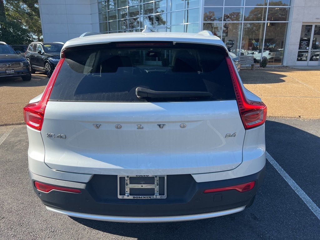 Used 2023 Volvo XC40 B4 Plus Bright Theme SUV