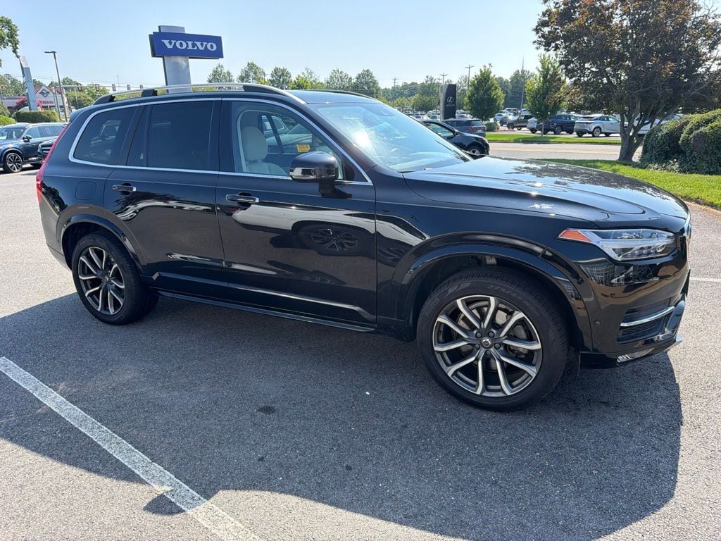 Used 2018 Volvo XC90 T6 Momentum SUV