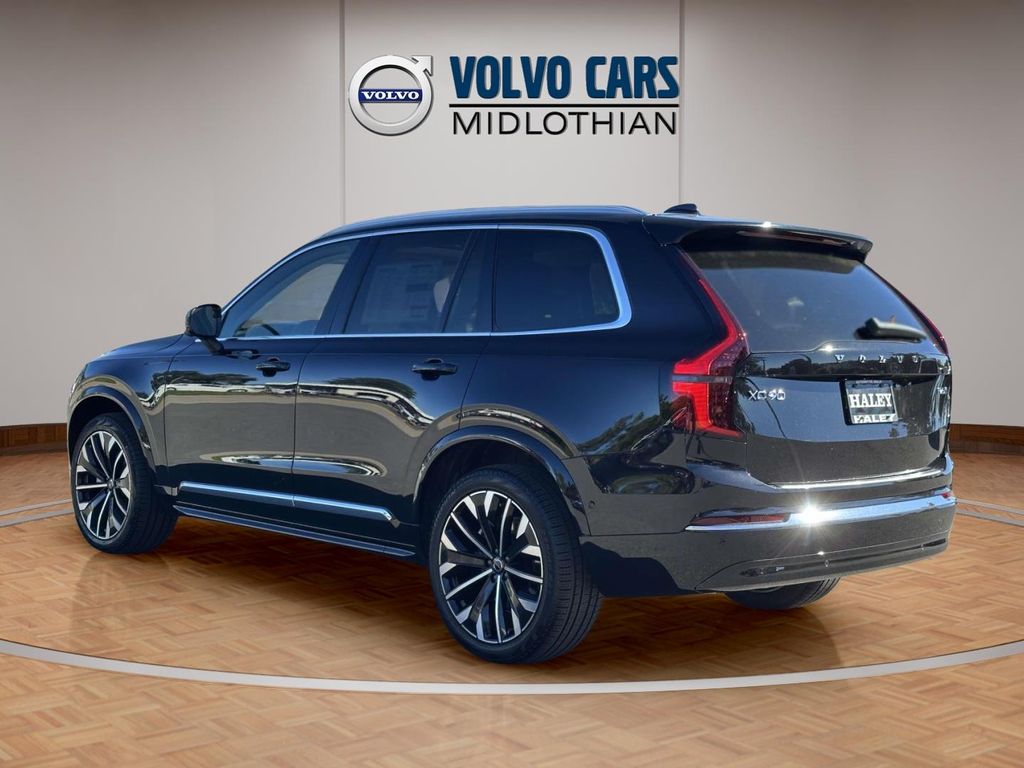 2026 Volvo XC90 Plus - Photo 22