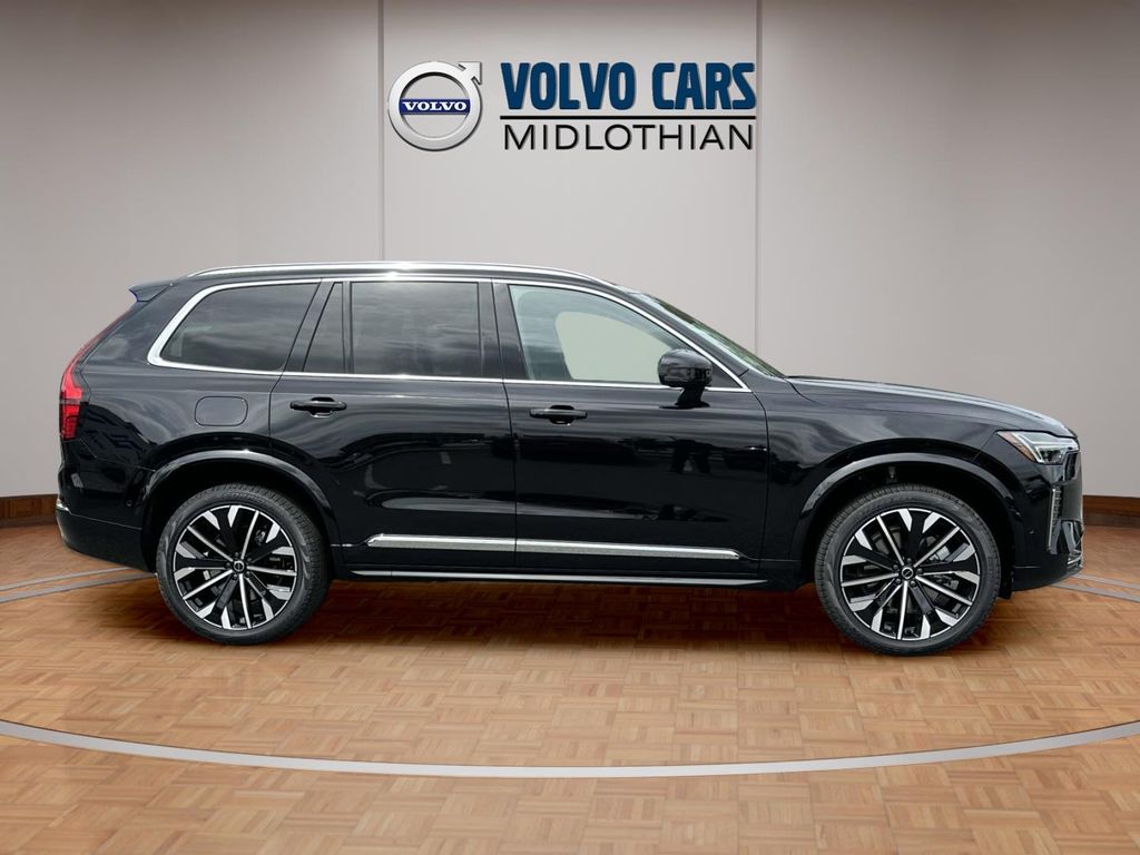 2026 Volvo XC90 Plus - Photo 19