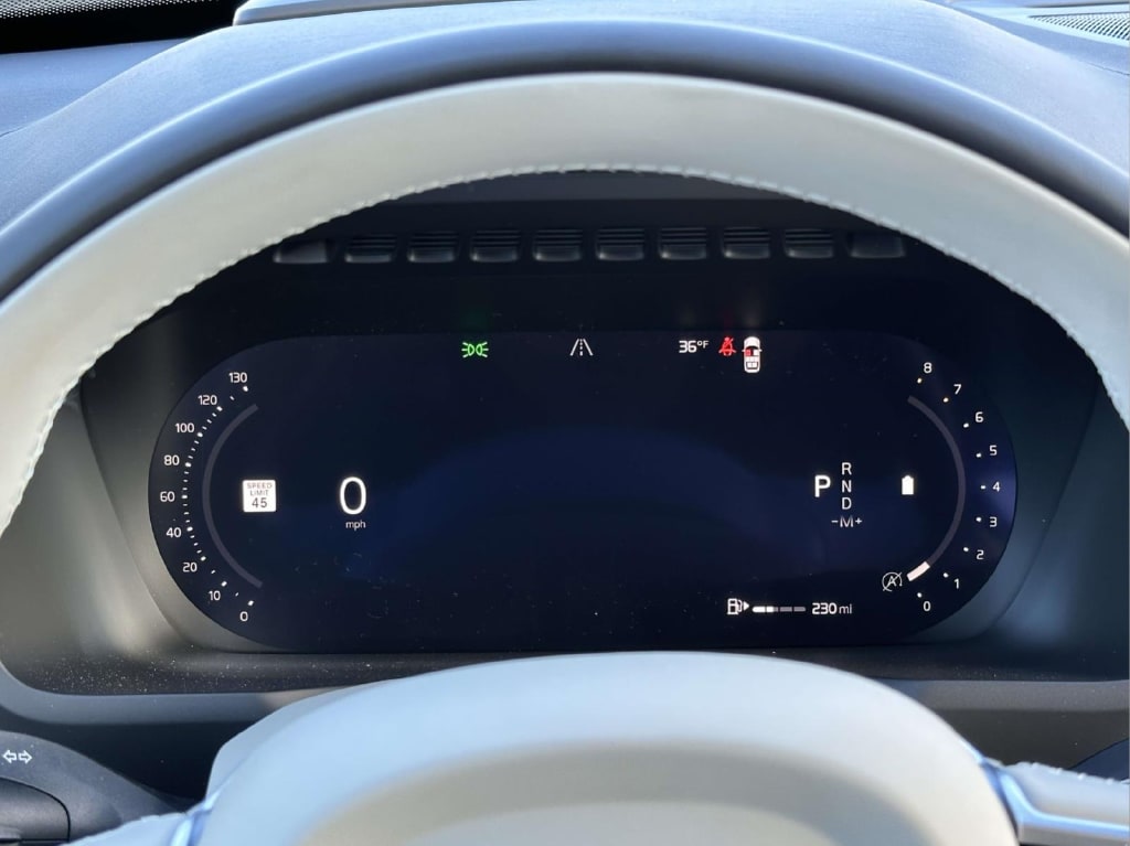 2026 Volvo XC90 Ultra - Photo 10