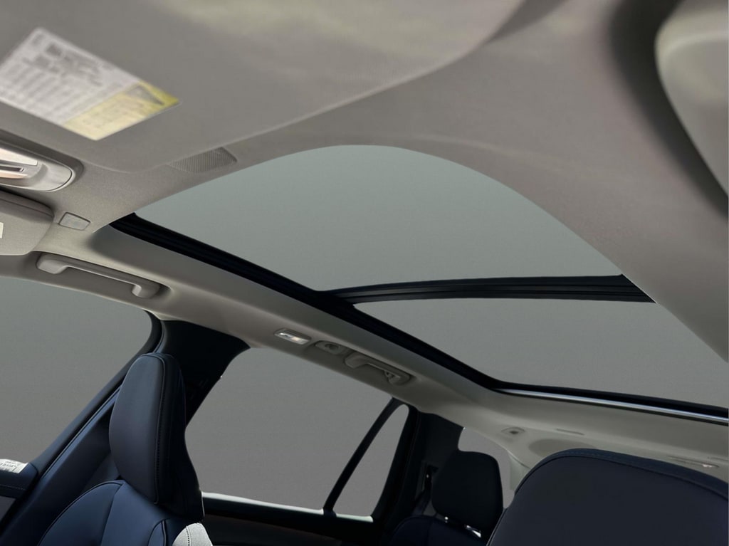 2026 Volvo XC90 Plus - Photo 21