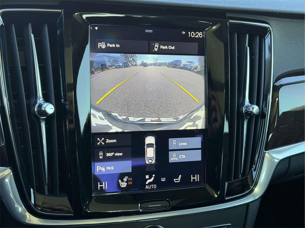 Used 2018 Volvo S90 T6 Momentum Sedan