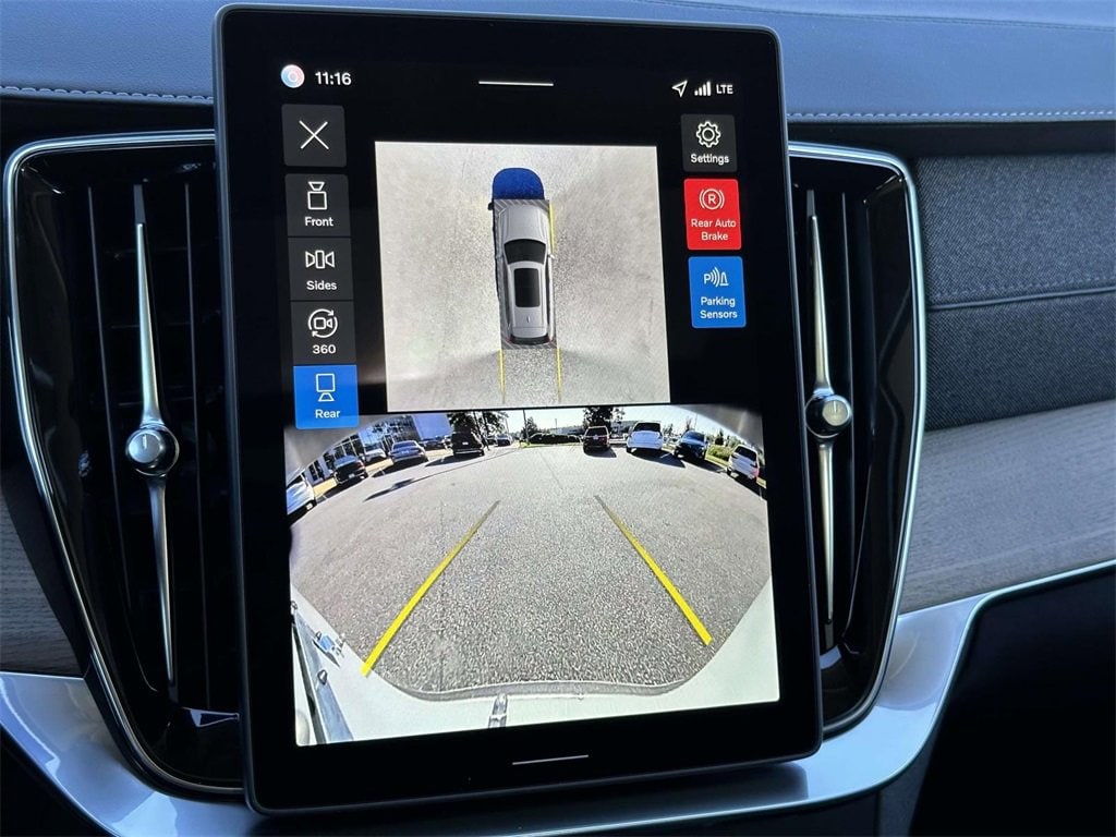 New 2026 Volvo XC90 B6 Plus 7-Seater SUV