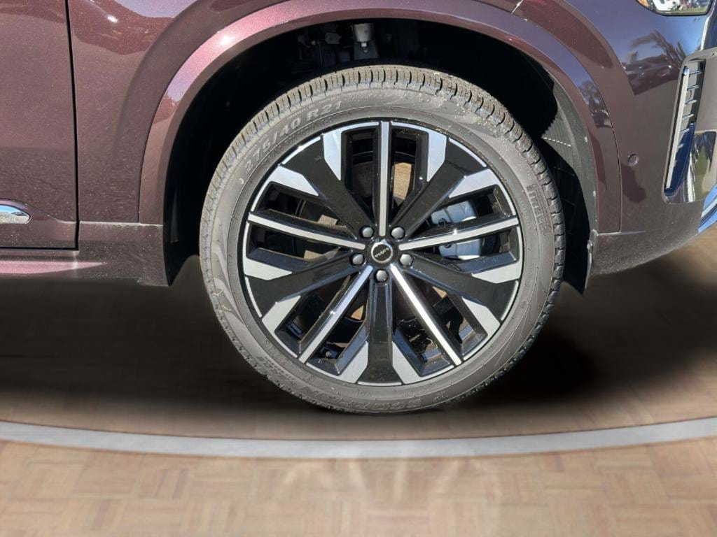 2025 Volvo XC90 Plus - Photo 26