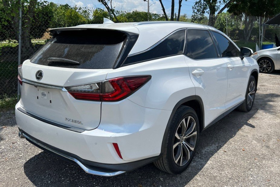 2018 Lexus RX 350L Luxury photo 3