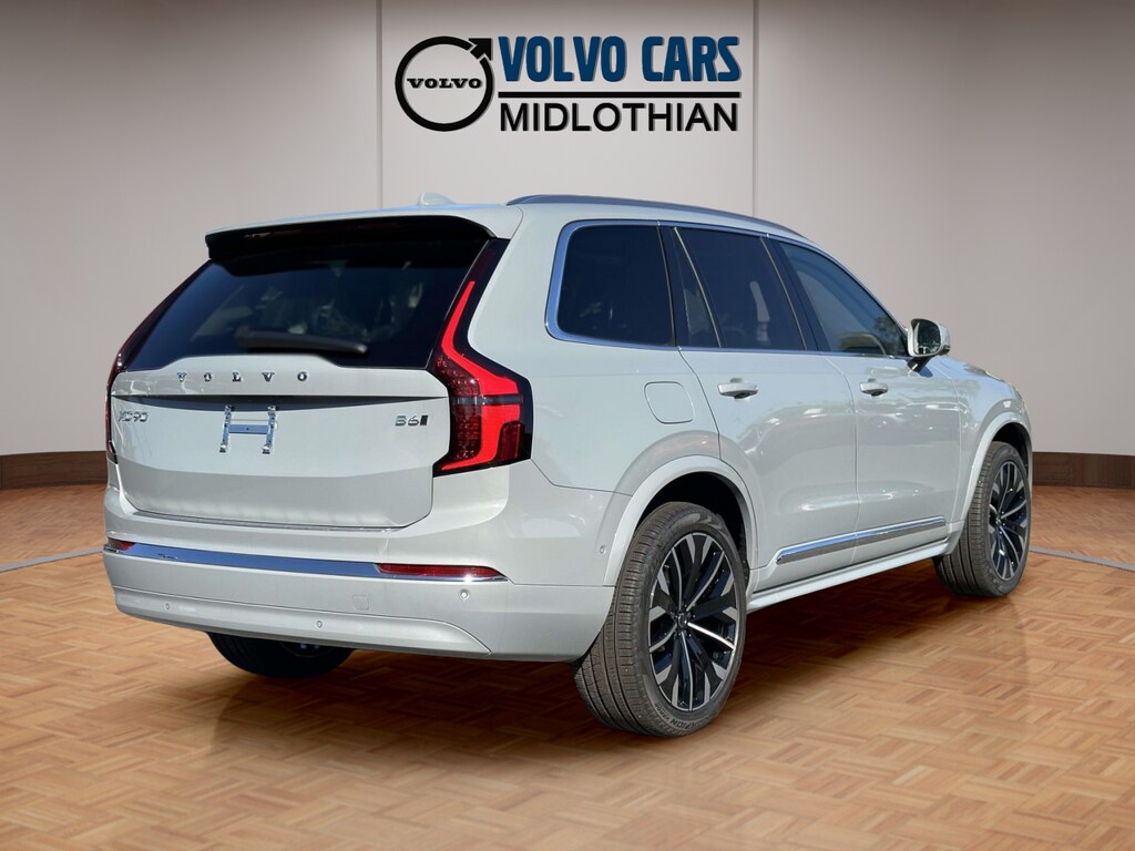 2026 Volvo XC90 Plus - Photo 20