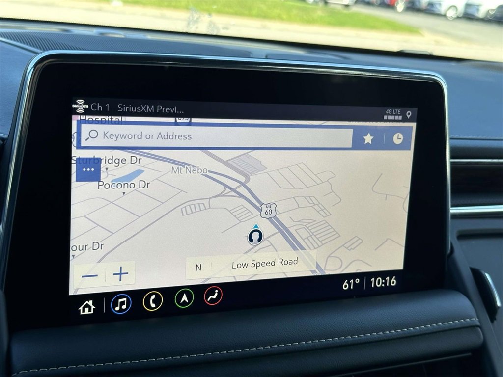 2021 Chevrolet Tahoe Premier photo 2