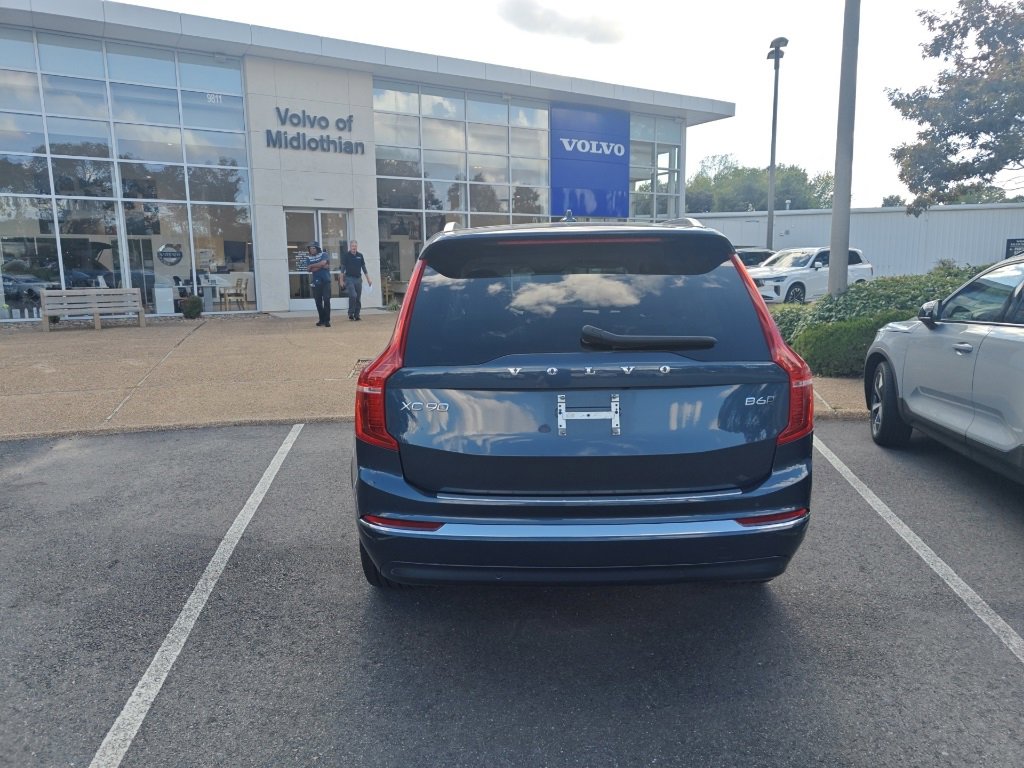 2023 Volvo XC90 Plus photo 4