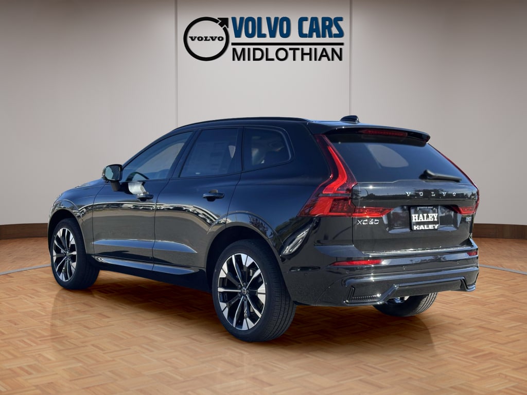 2026 Volvo XC60 Plus - Photo 22