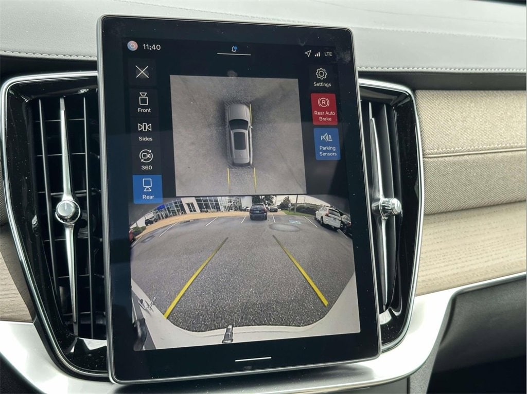 New 2026 Volvo XC90 B6 Ultra Dark Theme 7-Seater SUV