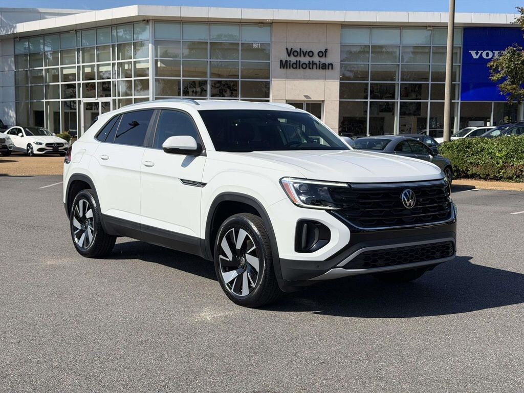 Used 2025 Volkswagen Atlas Cross Sport 2.0T SE w/Technology SUV