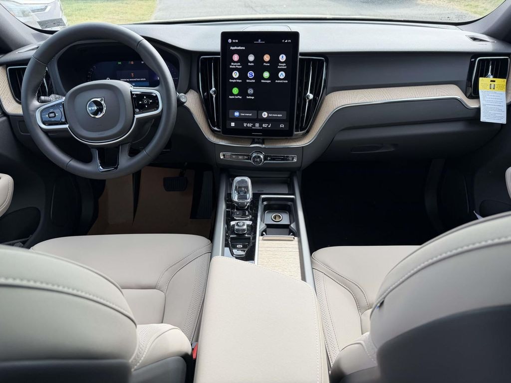 New 2026 Volvo XC60 plug-in hybrid T8 Plus SUV