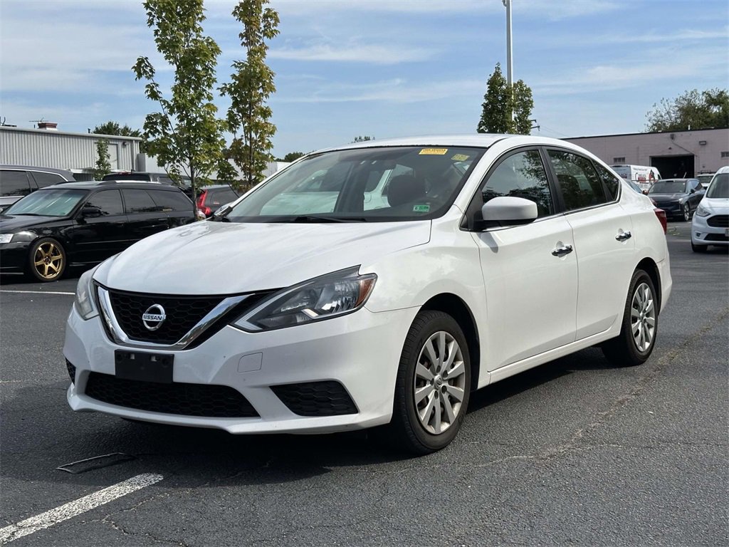 2016 Nissan Sentra S photo 4