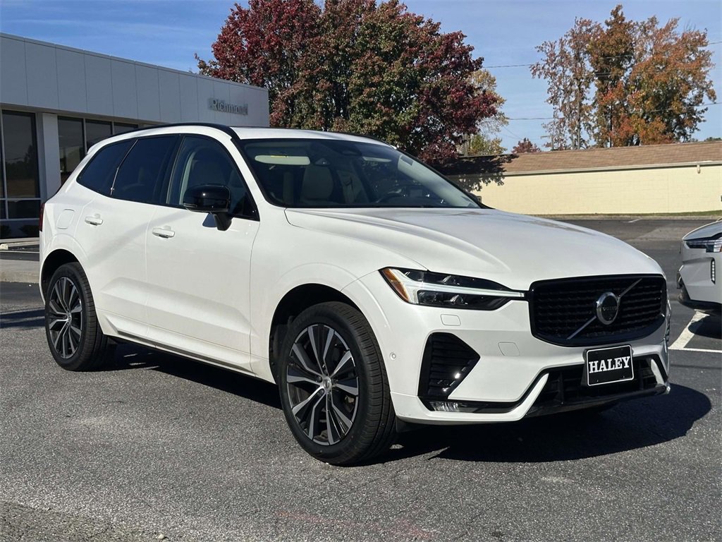 2024 Volvo XC60 Plus