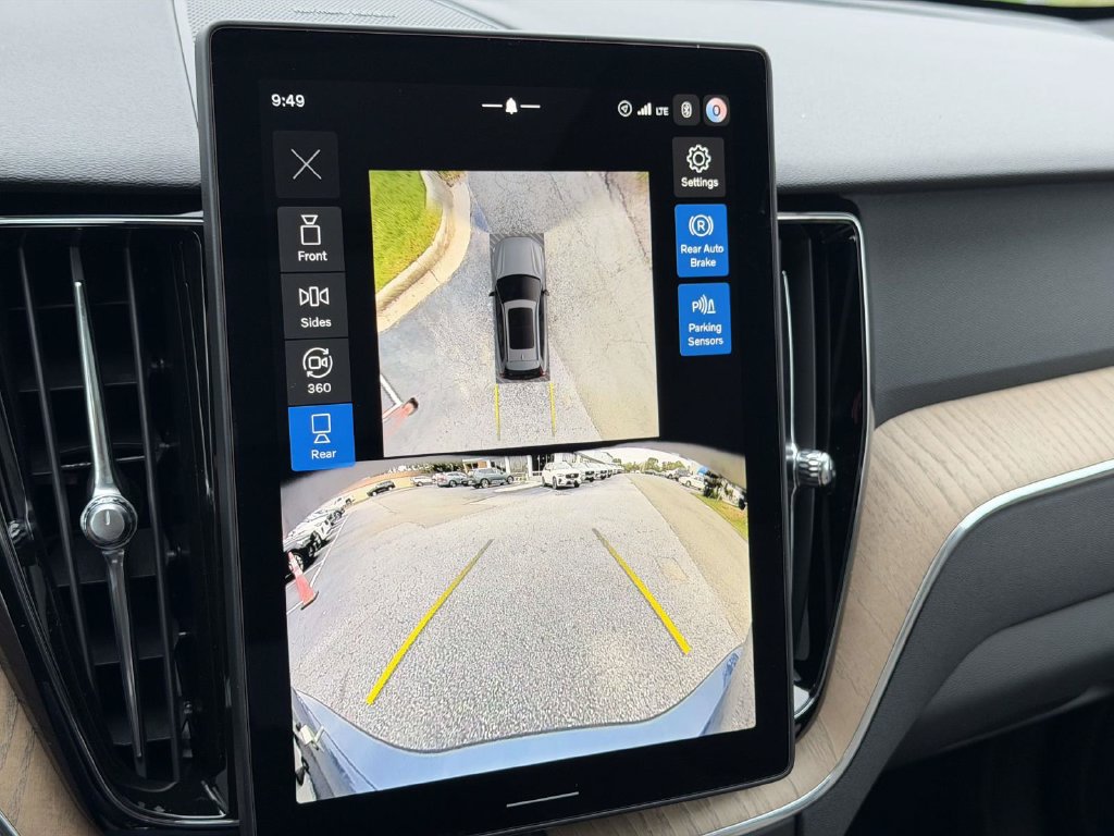 New 2027 Volvo XC60 B5 Plus SUV